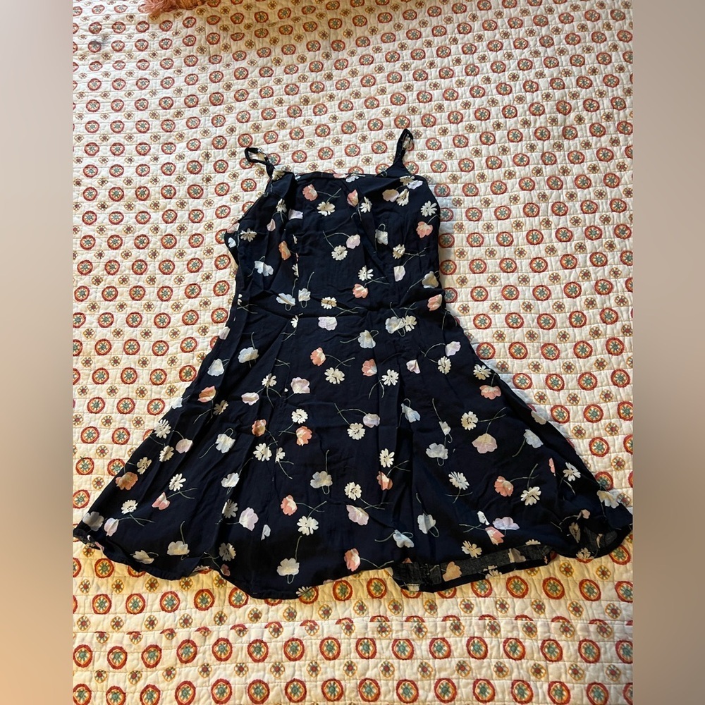 EUC American Eagle Poppy Daisy Flower Mini Skater Dress size 4